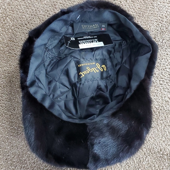 Black Mink Fur Sections Baseball Cap - Picture 4 of 4